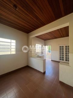 Casa Para Vender com 3 quartos no bairro Centro em Cachoeira Paulista