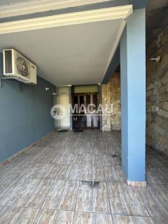 Casa Para Vender com 4 quartos 1 suítes no bairro Vila Carmem em Cachoeira Paulista