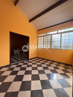 Casa Para Vender com 4 quartos 1 suítes no bairro Vila Carmem em Cachoeira Paulista