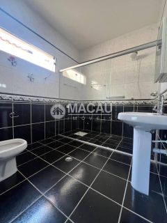 Casa Para Vender com 4 quartos 1 suítes no bairro Vila Carmem em Cachoeira Paulista