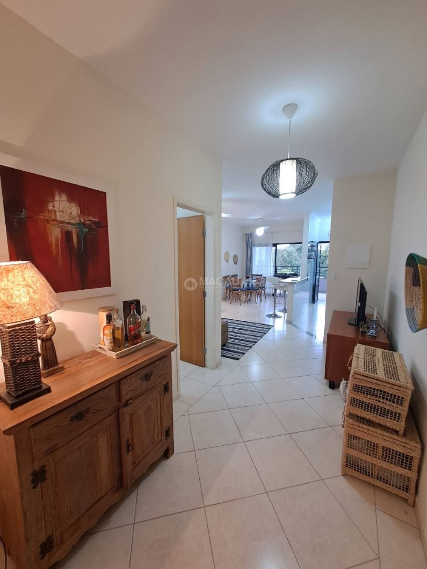 Apto à venda com 3 dormitórios na Praia do Itaguá em Ubatuba