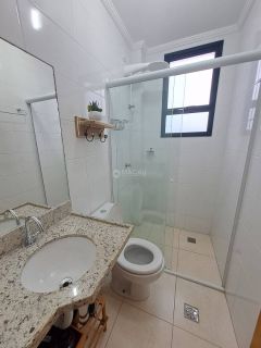 Apto à venda com 3 dormitórios na Praia do Itaguá em Ubatuba