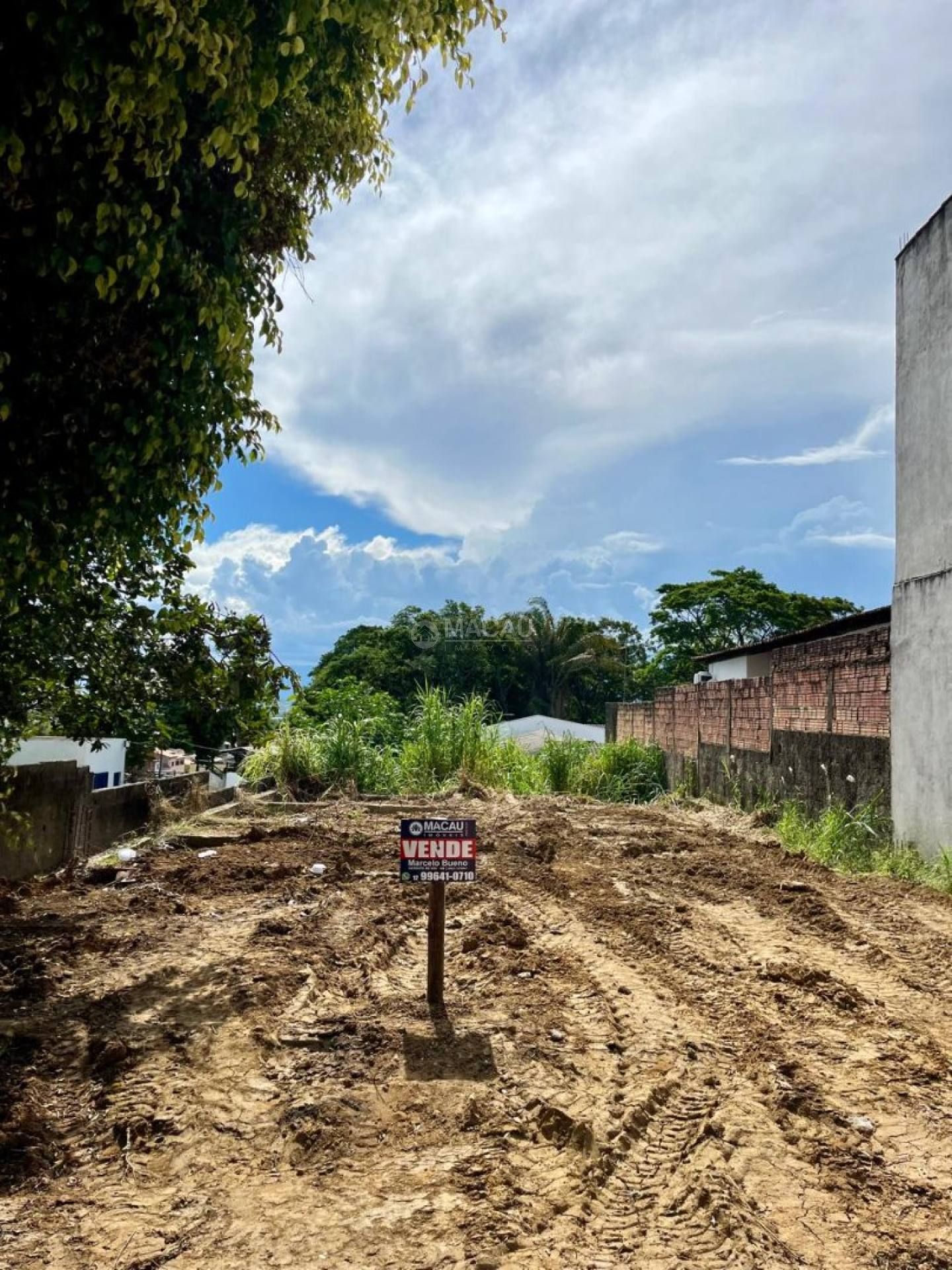 Lote / Terreno de Bairro Para Vender no bairro Chácara do Moinho  em Cachoeira Paulista