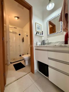 Kitnet disponível – Condomínio com vaga de garagem externa