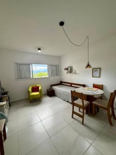 Kitnet disponível – Condomínio com vaga de garagem externa