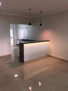 Excelente casa à venda no Jardim Nova Cachoeira