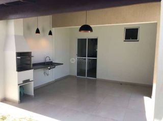 Excelente casa à venda no Jardim Nova Cachoeira