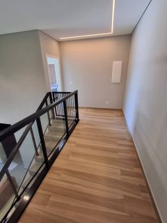 CASA DE ALTO PADRÃO À VENDA – NOVA CACHOEIRA