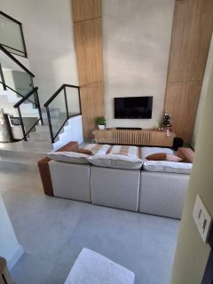 CASA DE ALTO PADRÃO À VENDA – NOVA CACHOEIRA