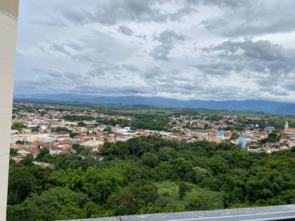 KITNET COM VISTA PARA A SERRA DA MANTIQUEIRA  COM MOBÍLIA E VAGA COBERTA