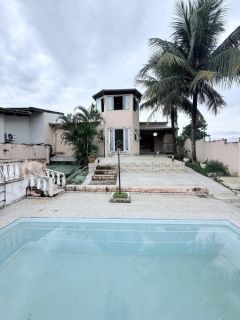 Casa em Condomínio à Venda – Pronta para Morar