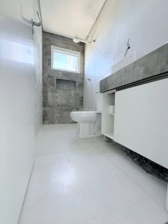 Apartamento à Venda – Semi Mobiliado e Pronto para Morar!