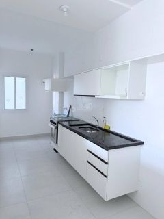 Apartamento à Venda – Semi Mobiliado e Pronto para Morar!