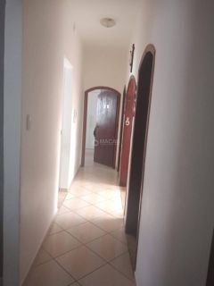 Casa Para Vender com 4 quartos 2 suítes no bairro Parque Residencial André Broca Filho em Guaratinguetá