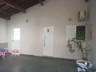 Casa Para Vender com 4 quartos 2 suítes no bairro Parque Residencial André Broca Filho em Guaratinguetá
