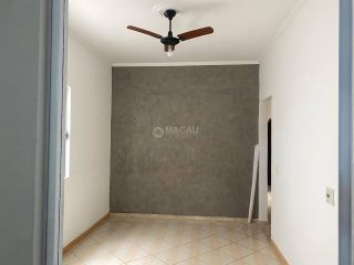 Casa Para Vender com 4 quartos 2 suítes no bairro Parque Residencial André Broca Filho em Guaratinguetá