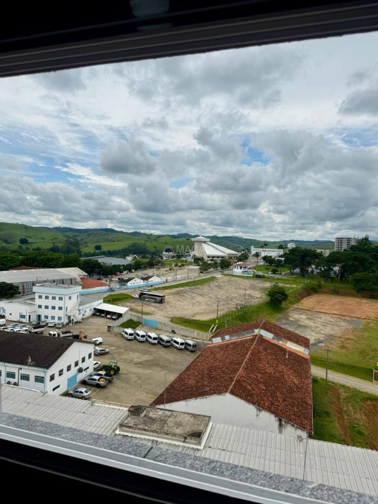 KITNET À VENDA EM CACHOEIRA PAULISTA/SP- Aceita financiamento bancário