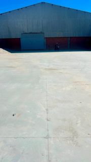 Galpão / Depósito / Armazém Para Alugar no bairro Nenhum Bairro Encontrado! em Canas