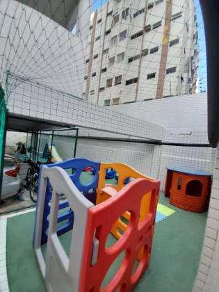 Apartamento Para Vender com 3 quartos 1 suítes no bairro Boa Viagem em Recife