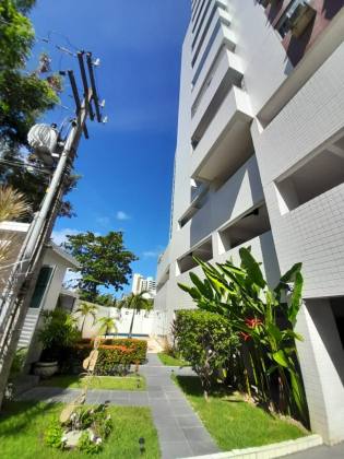 Apartamento Para Vender com 3 quartos 1 suítes no bairro Boa Viagem em Recife