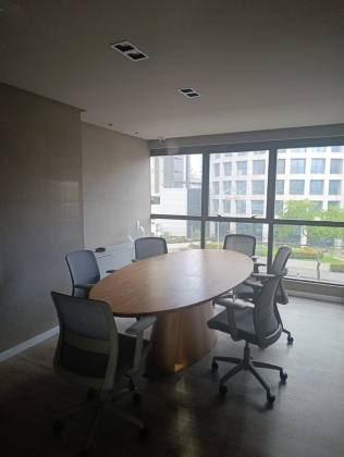 ICON DESIGN LIVING | 2 QUARTOS | 1 SUÍTE | 50,51 M²