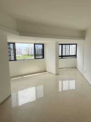 APARTAMENTO COM 3 QUARTOS EM BOA VIAGEM | 94M² | ANDAR ALTO | 2 VAGAS