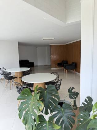 APARTAMENTO COM 3 QUARTOS EM BOA VIAGEM | 94M² | ANDAR ALTO | 2 VAGAS