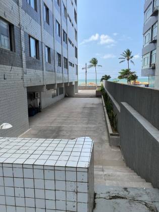 APARTAMENTO A VENDA BEIRA MAR 3 QUARTOS