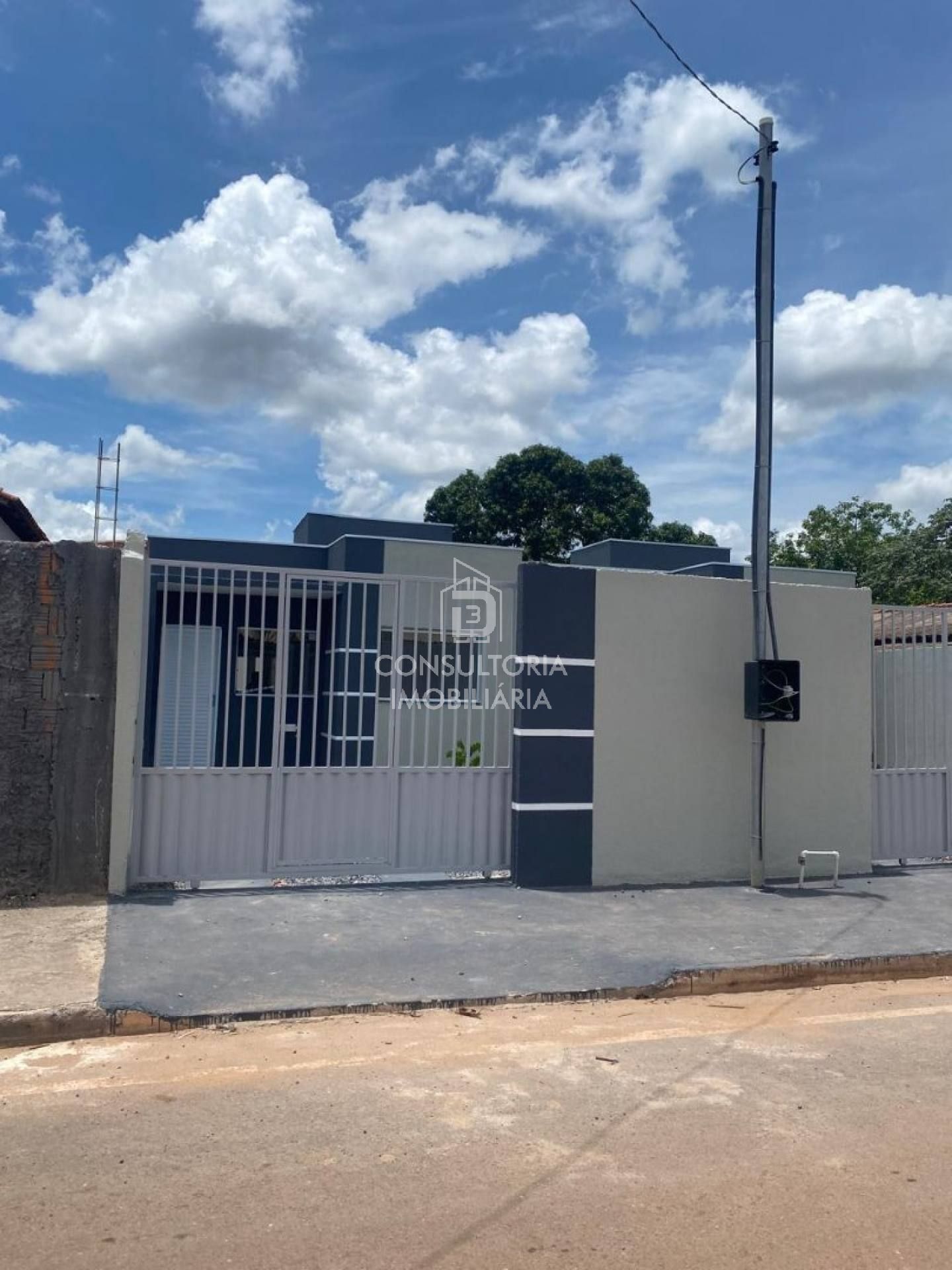 Vendo essa linda casa no bairro são Simão