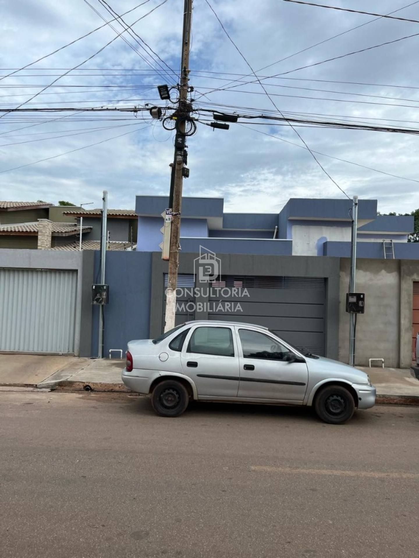 VENDO ESSA LINDA CASA , BAIRRO CANELAS