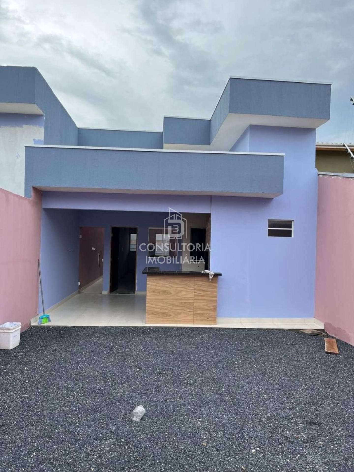 VENDO ESSA LINDA CASA , BAIRRO CANELAS