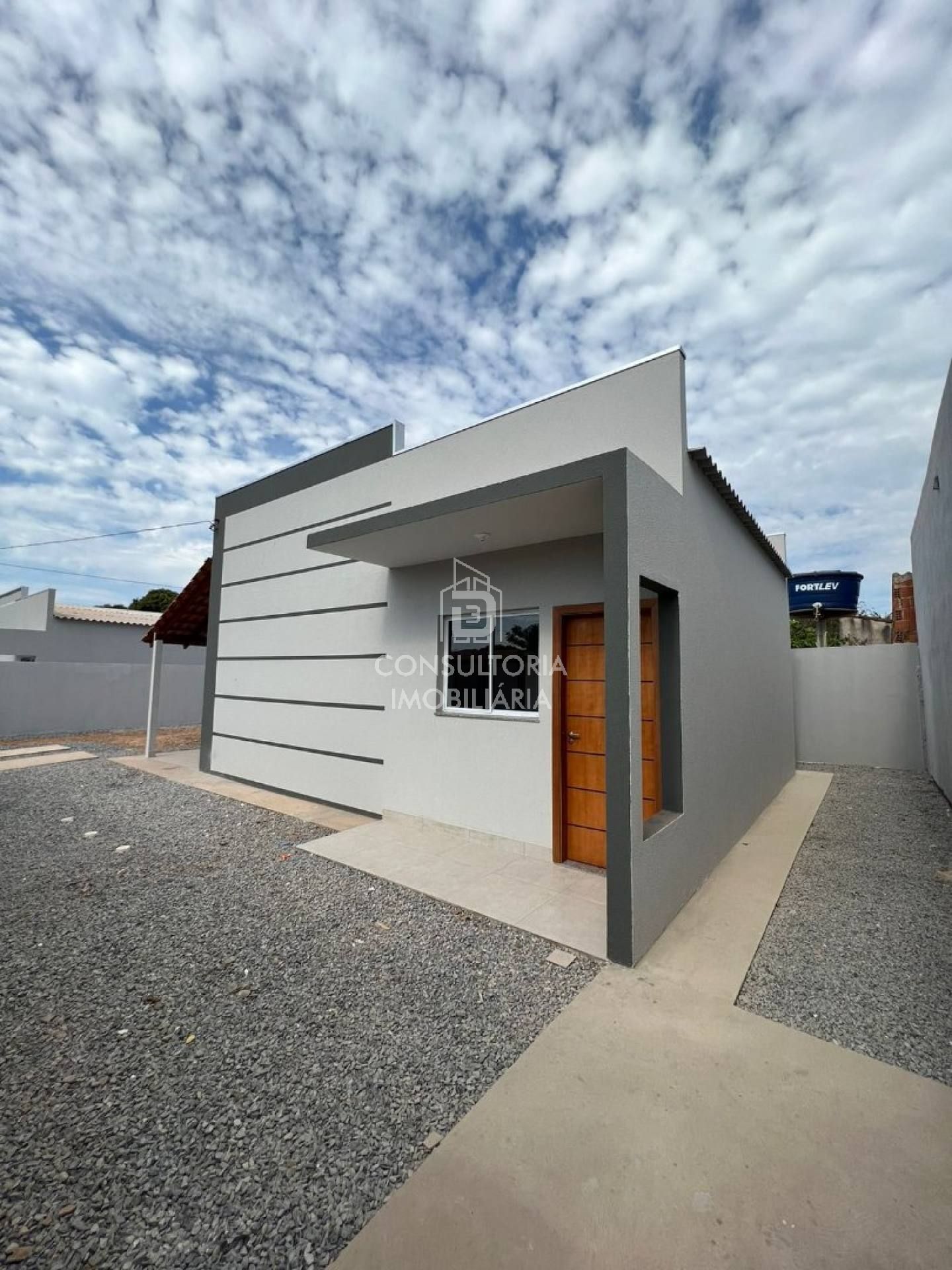 LINDA CASA , BAIRRO PAIAGUAS