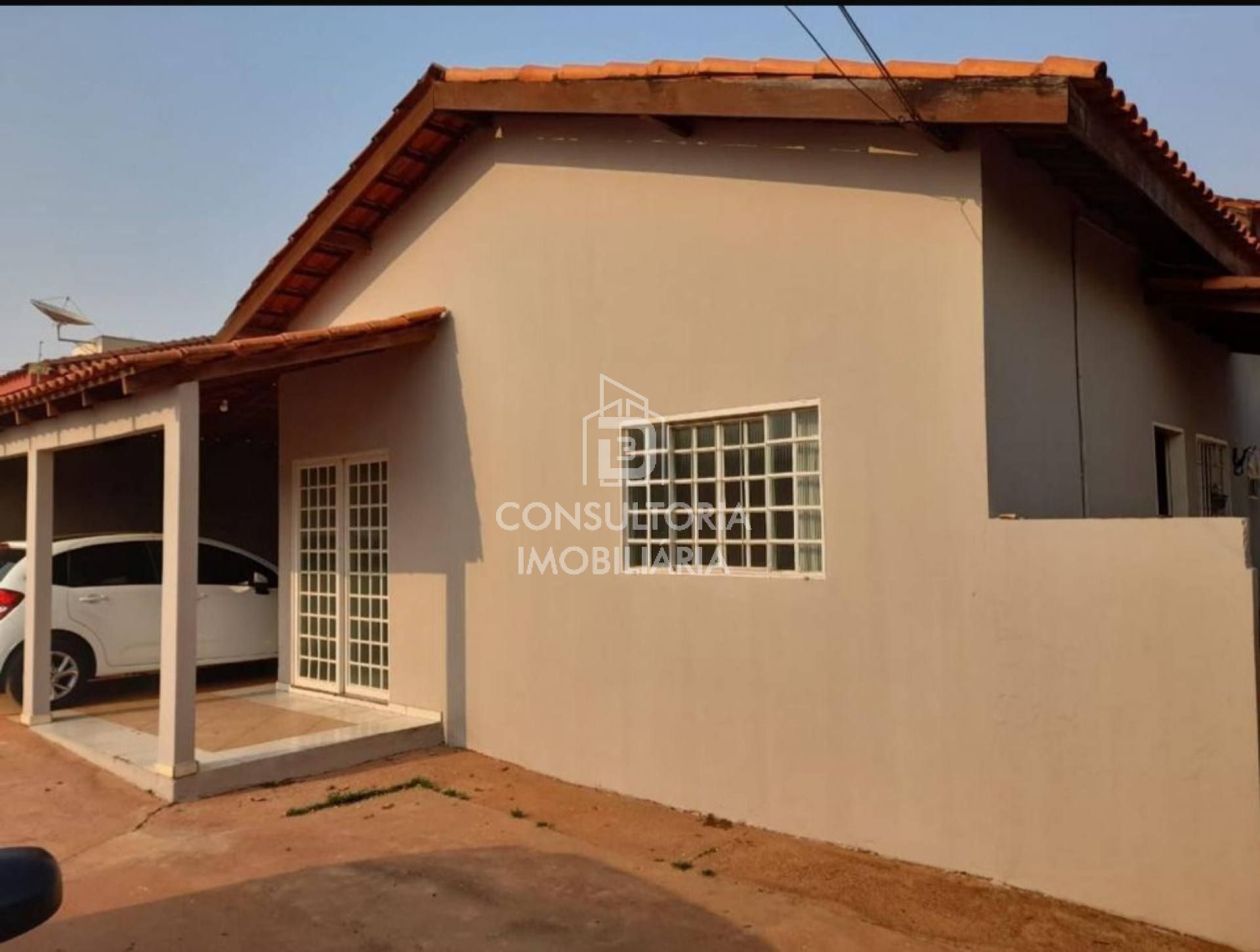 LINDA CASA , BAIRRO JARDIM PAULA ll
