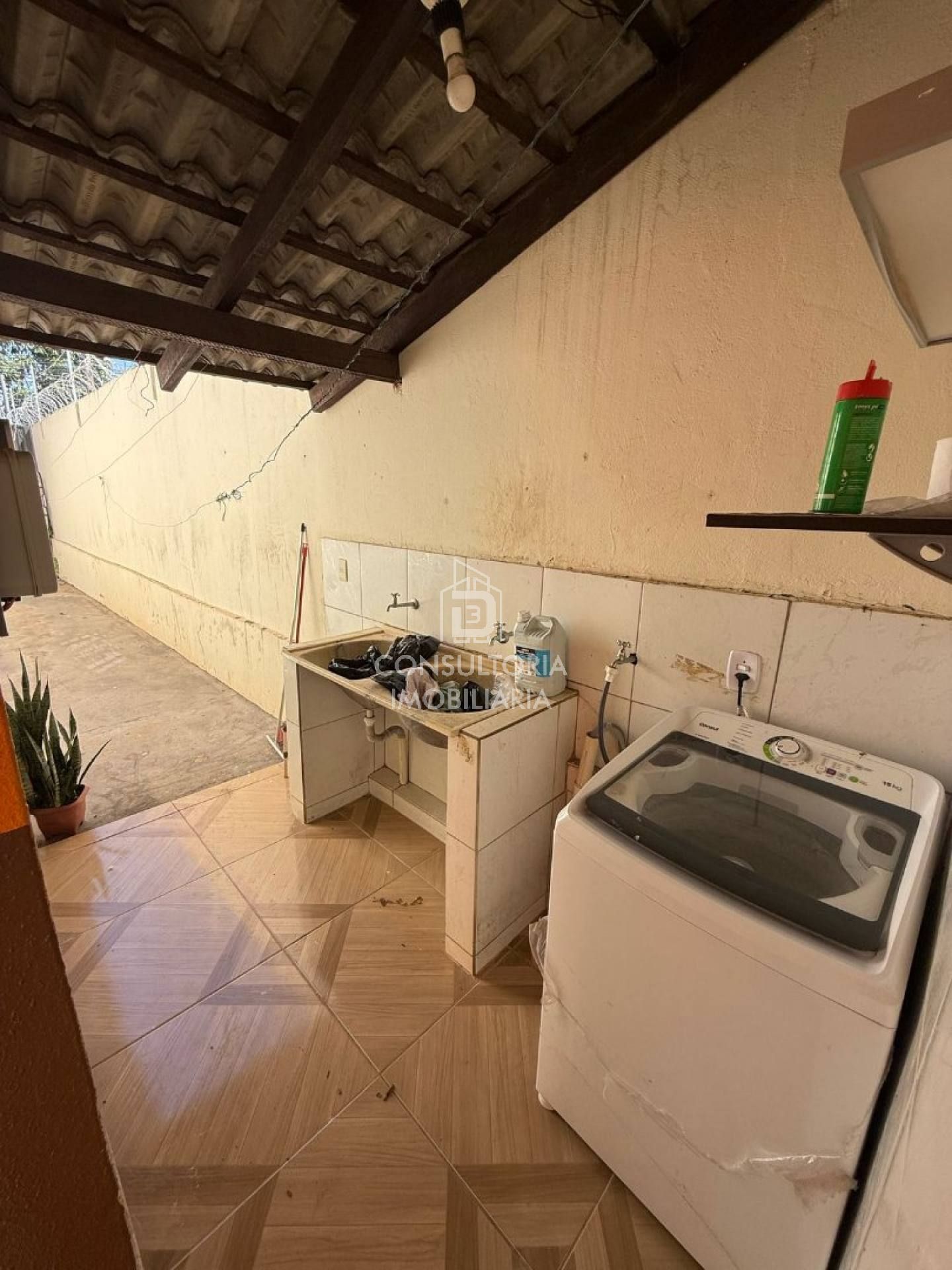 LINDA CASA , BAIRRO NOVA VARZEA GRANDE