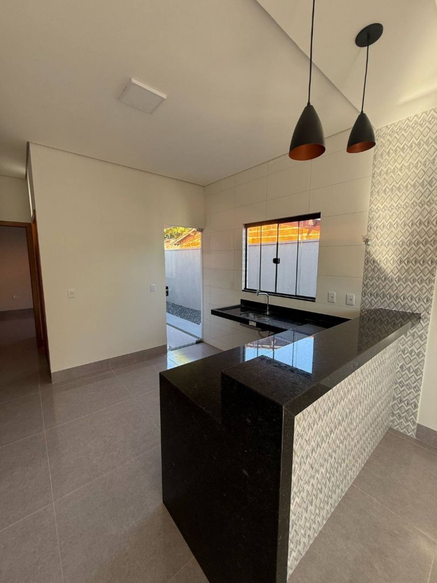 LINDA CASA , BAIRRO SAO MATEUS
