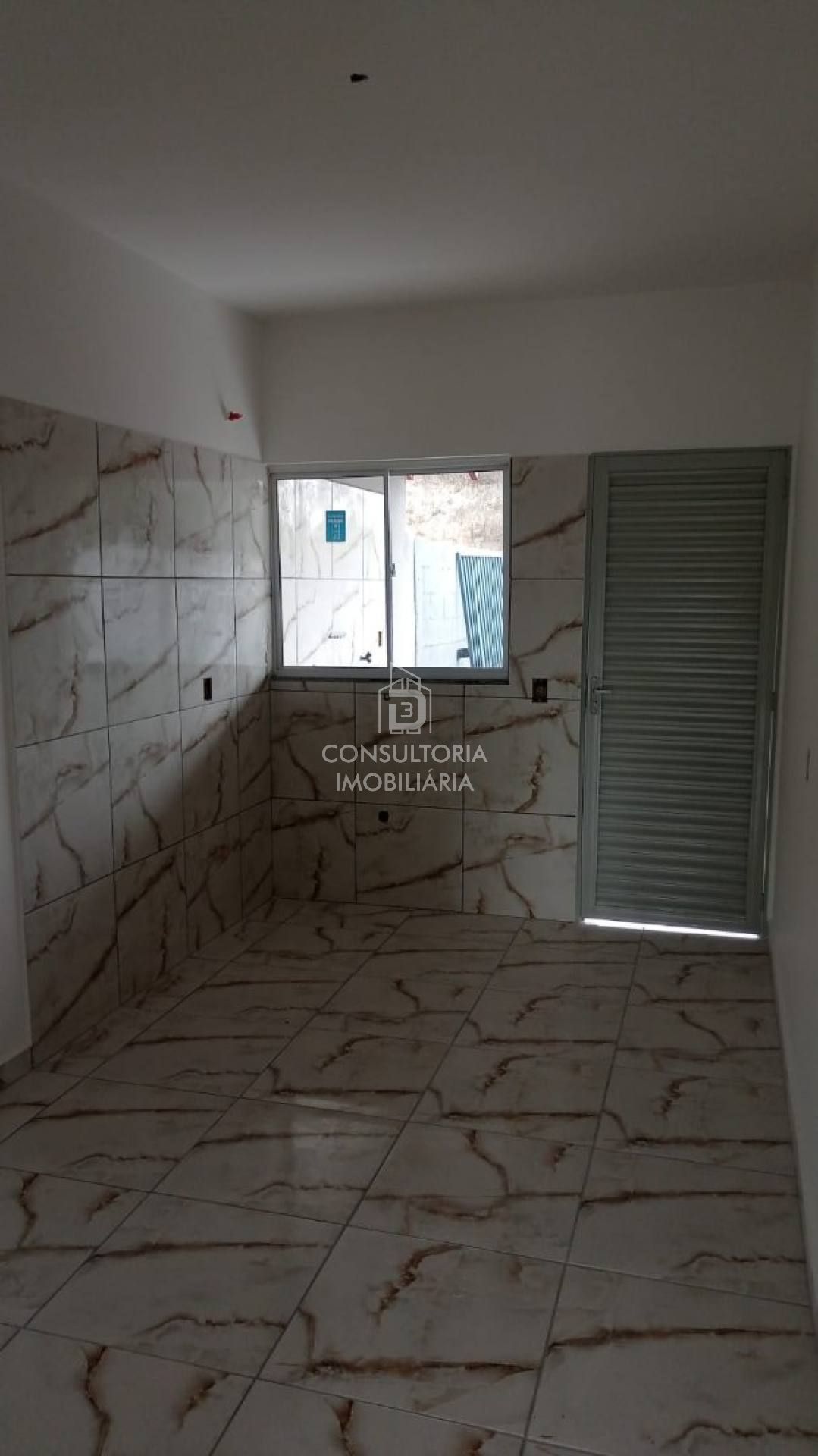 Casa Para Vender com 2 quartos no bairro OURO VERDE  em Várzea Grande