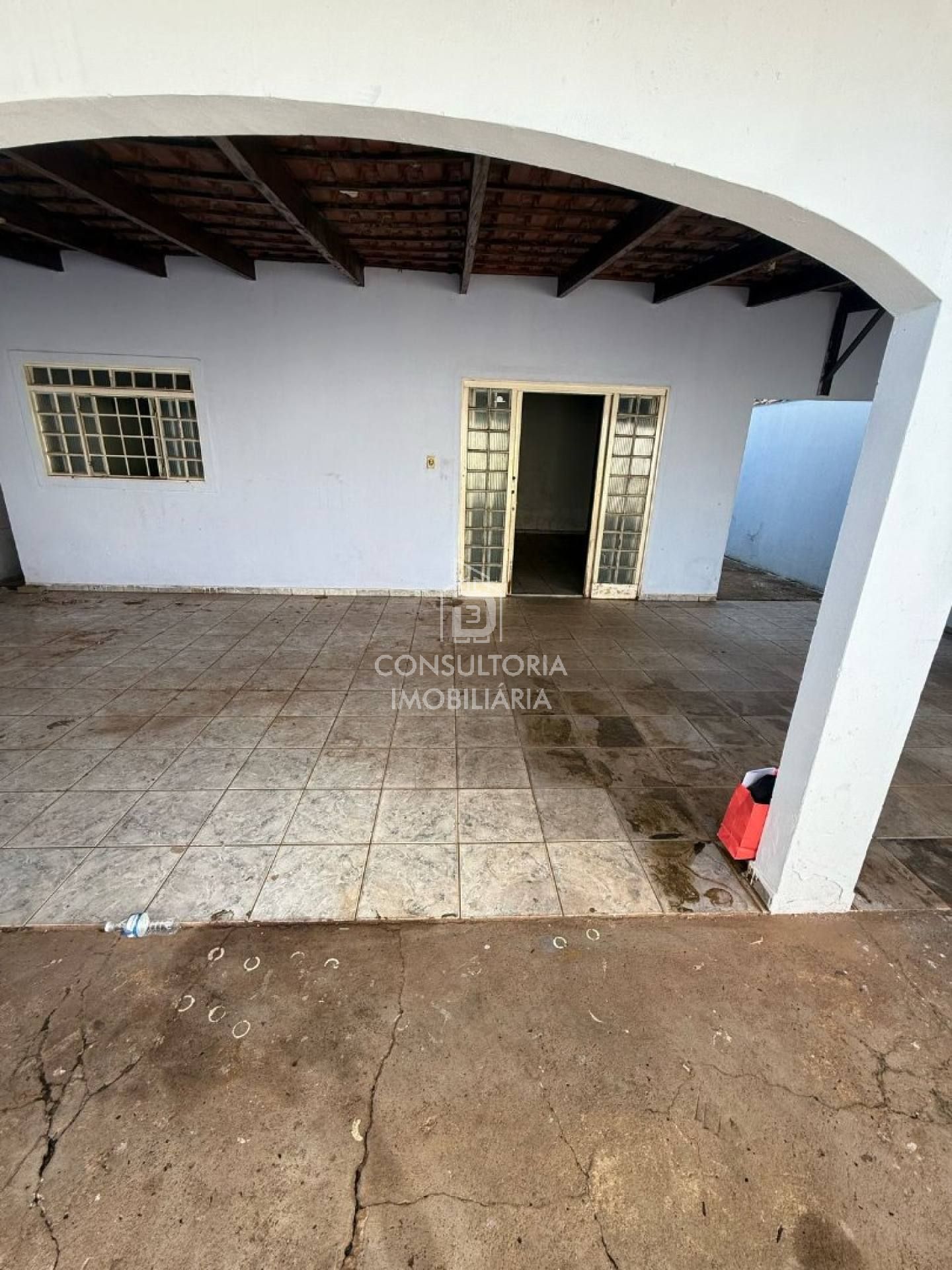 LINDA CASA, BAIRRO AGUA VERMELHA