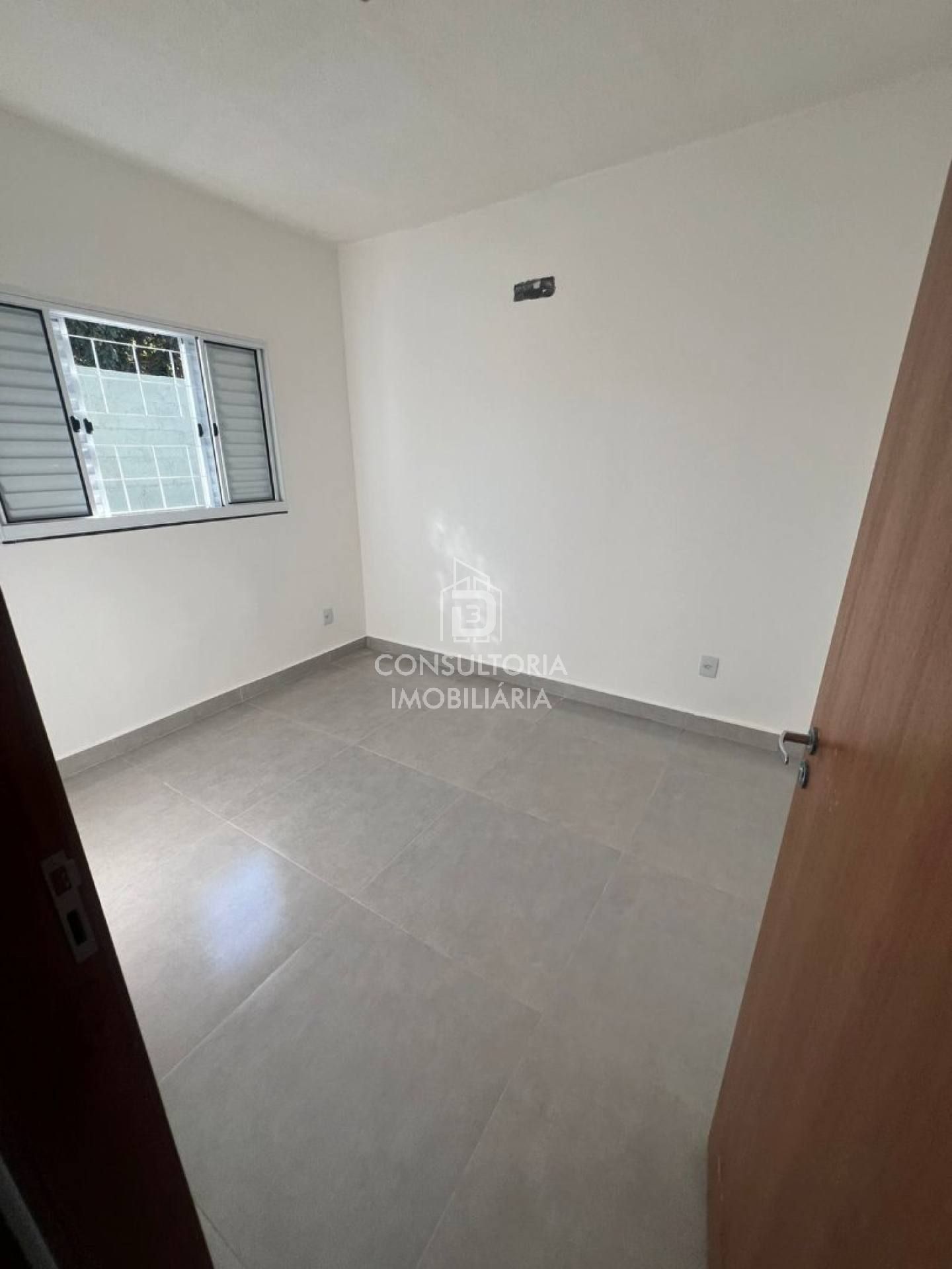 LINDA CASA, BAIRRO CANELAS