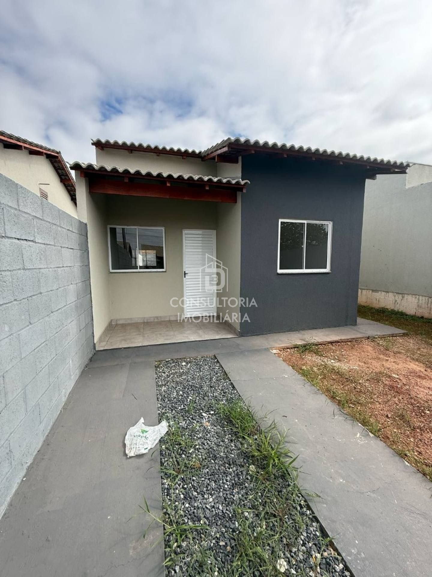 LINDA CASA ,BAIRRO NOVO MUNDO