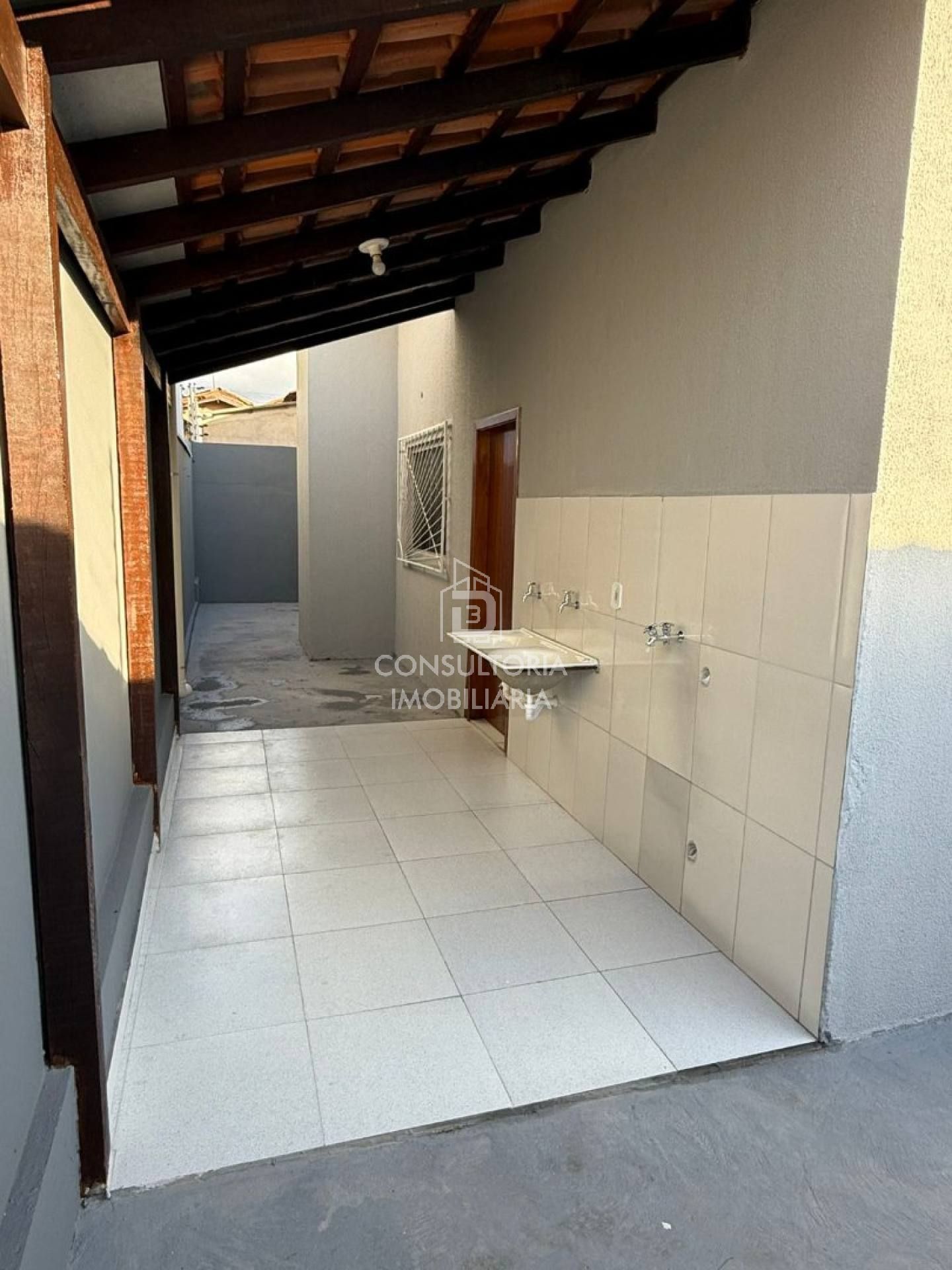 LINDA CASA, BAIRRO JARDIM PAULA ll