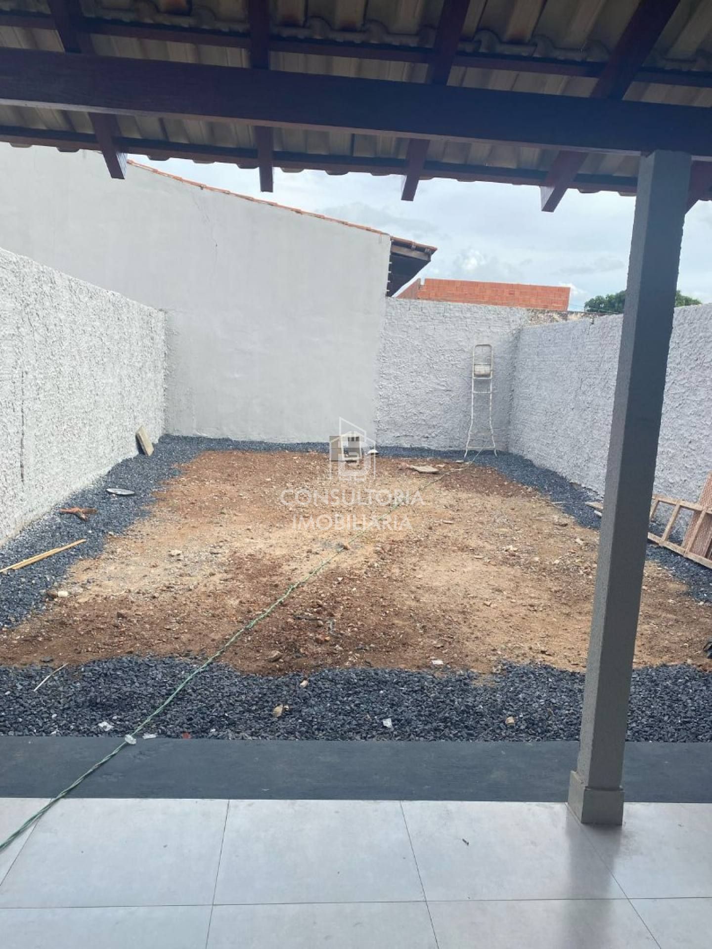LINDA CASA ,BAIRRO MARIA ISABEL