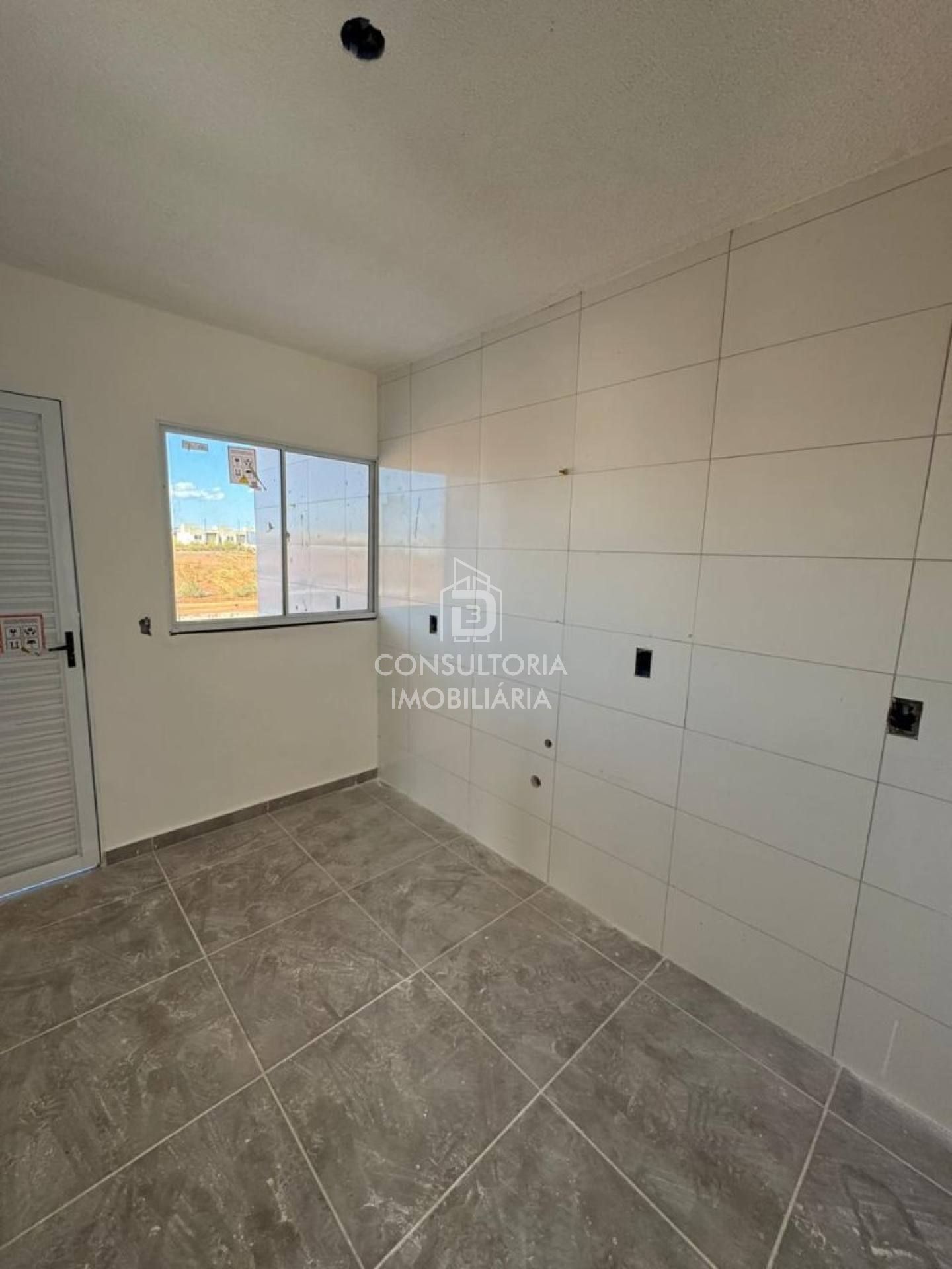 LINDA CASA, BAIRRO NOVO MUNDO