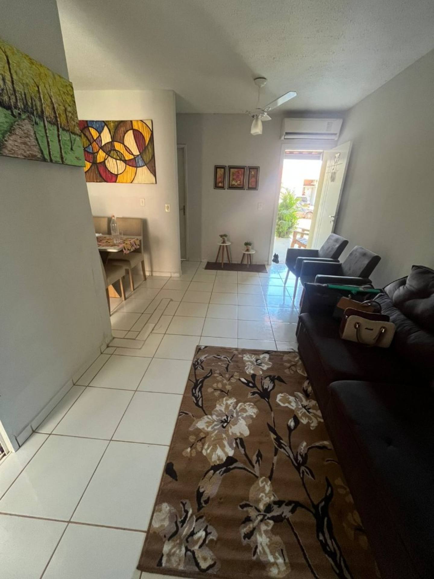 LINDA CASA, CONDOMINIO RUBI