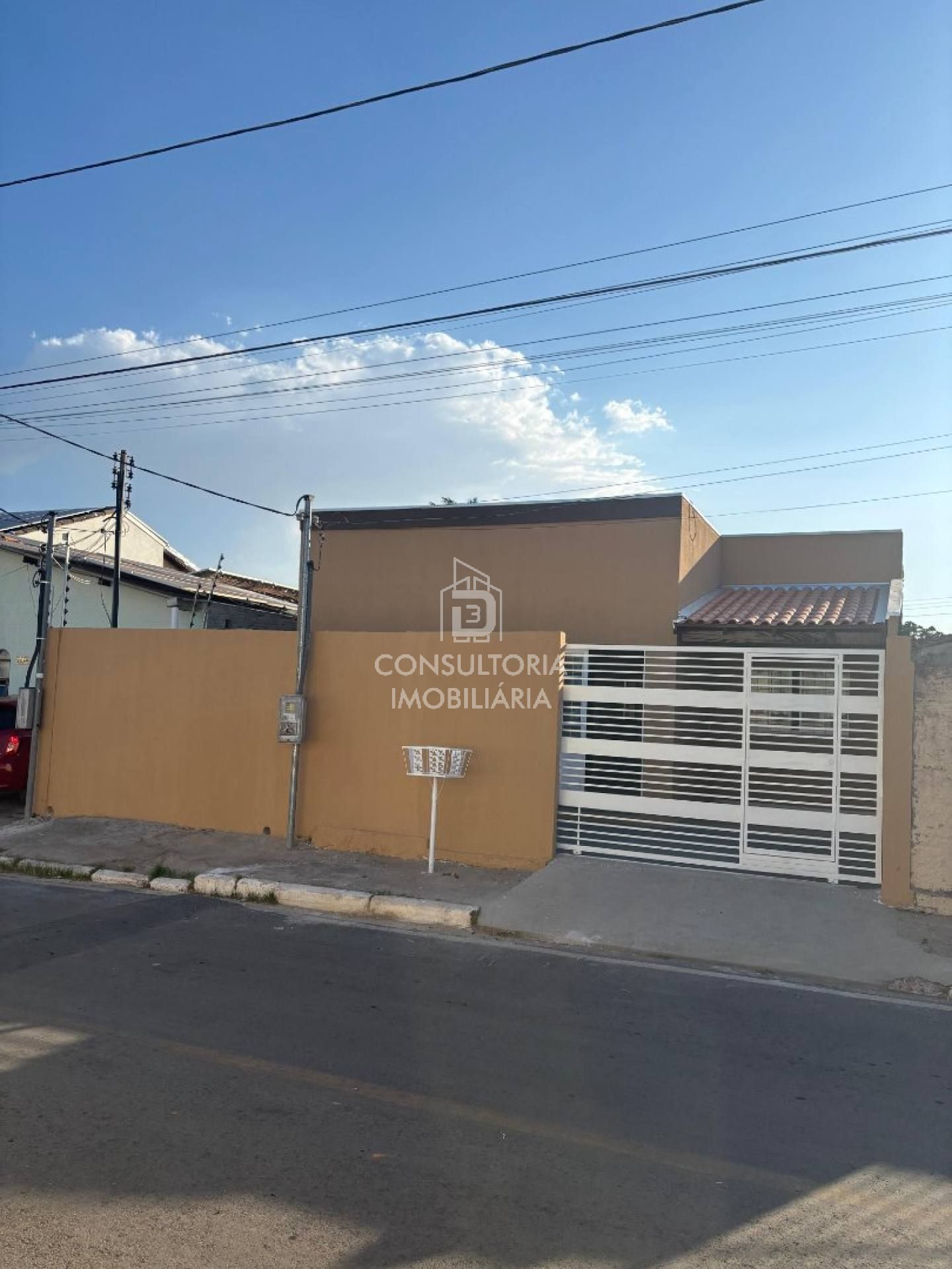 LINDA CASA, BAIRRO COHAB NOSSA SENHORA DA GUIA