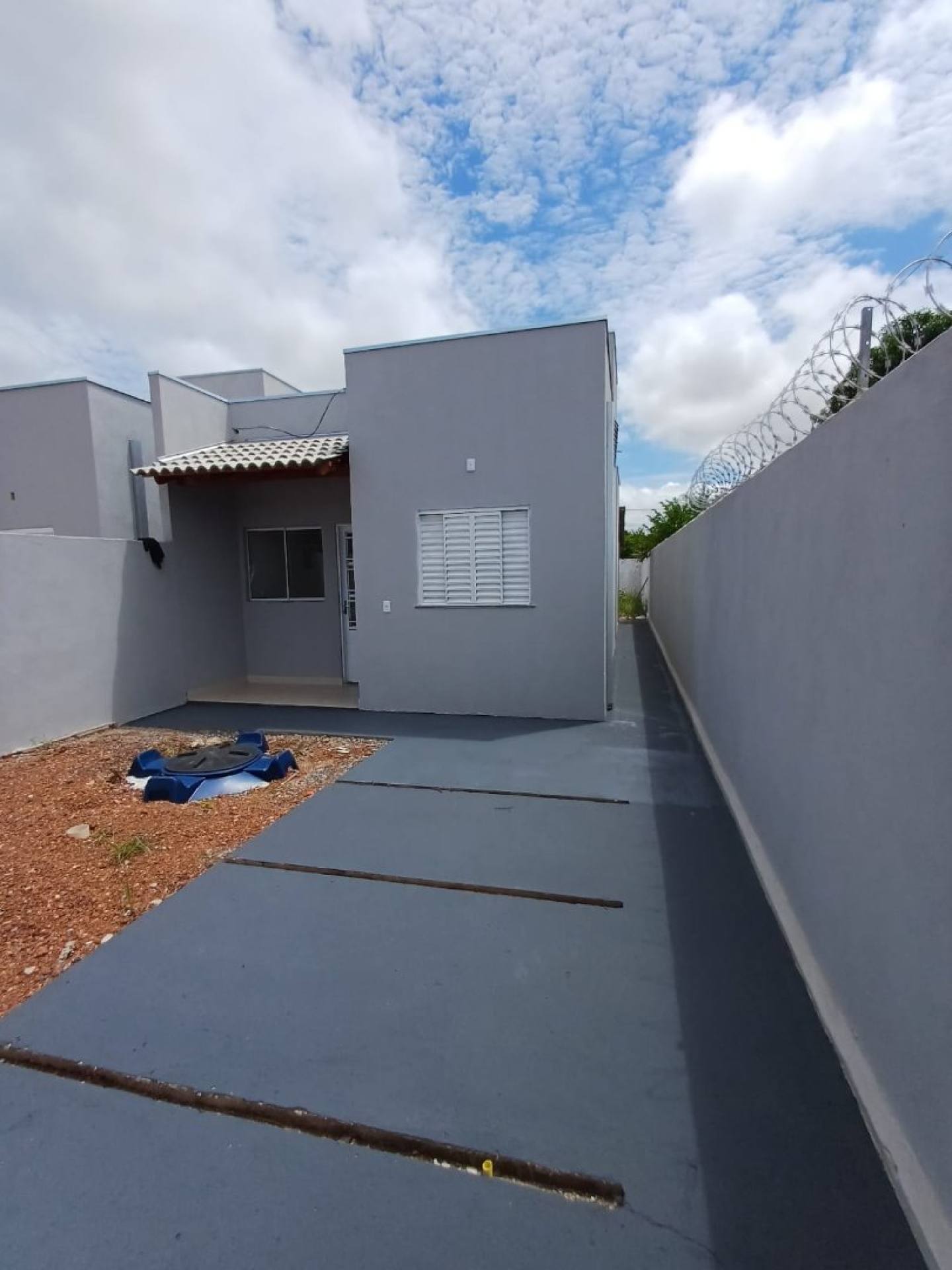 LINDA CASA , BAIRRO SAO MATHEUS