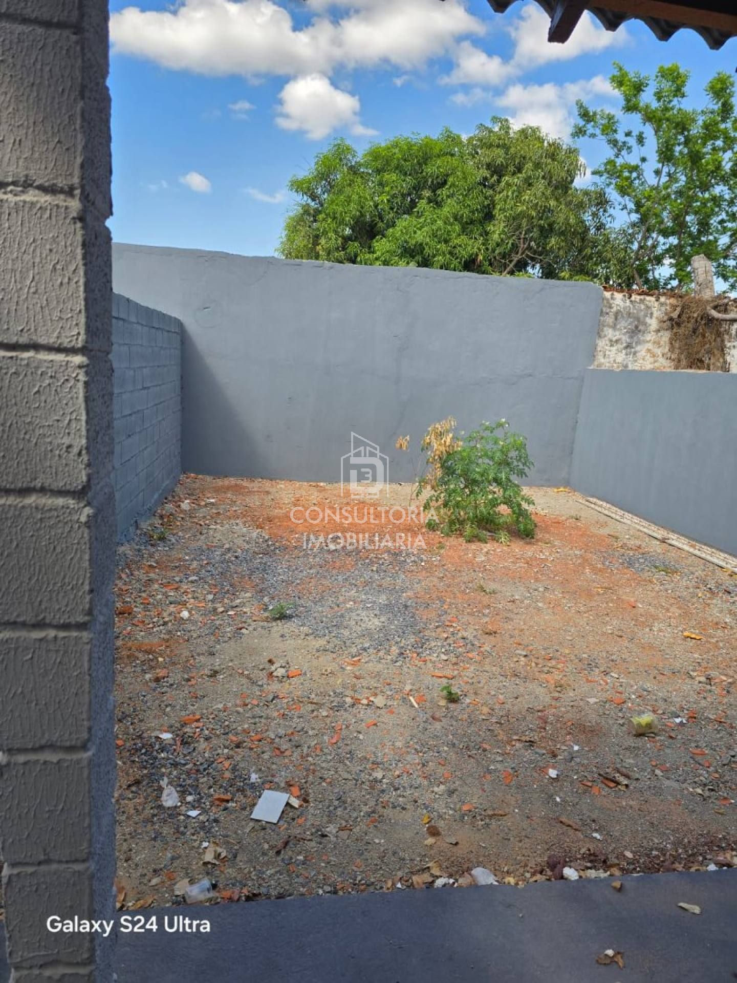 LINDA CASA , BAIRRO SANTA MARIA