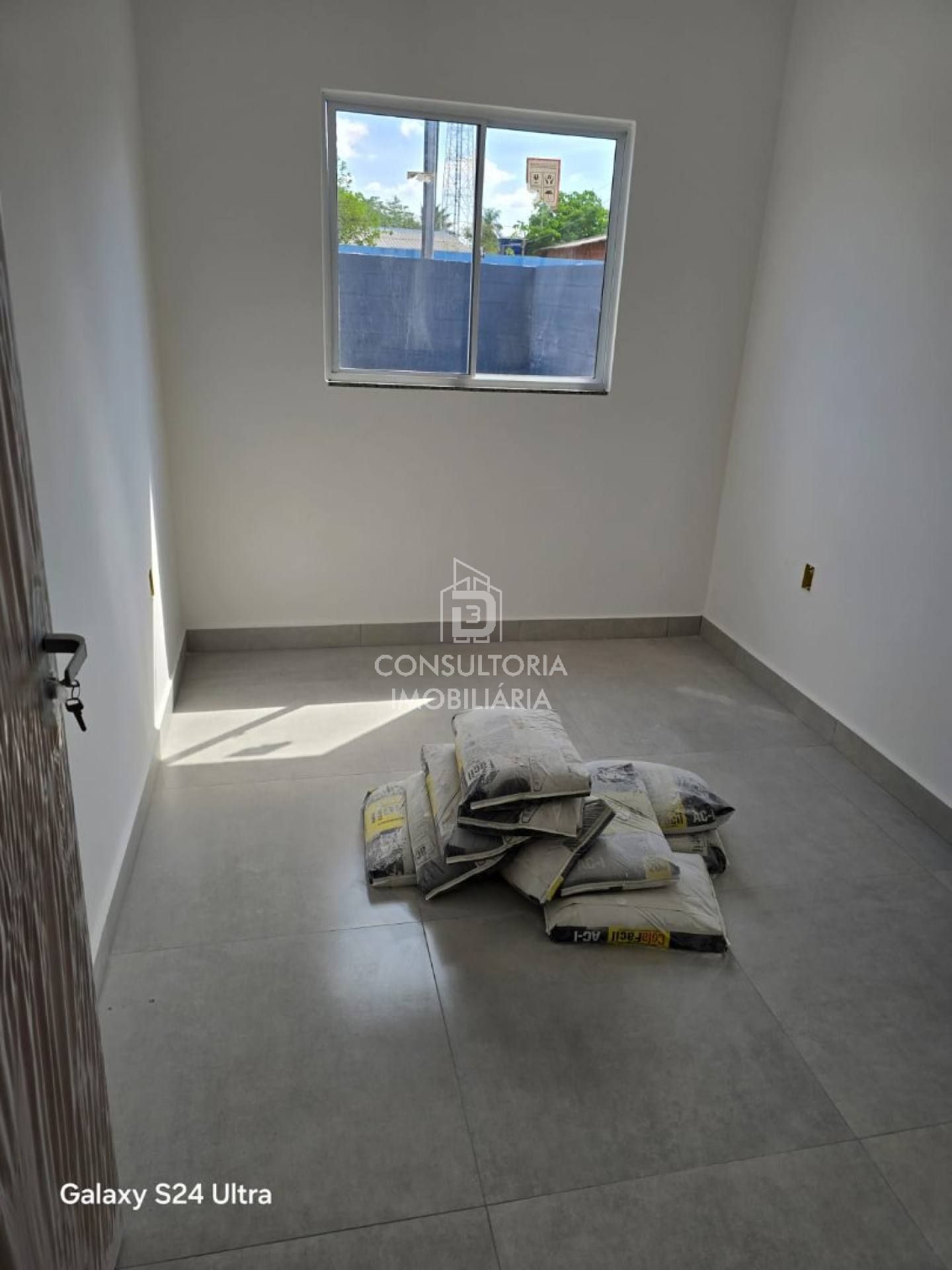 LINDA CASA , BAIRRO SANTA MARIA