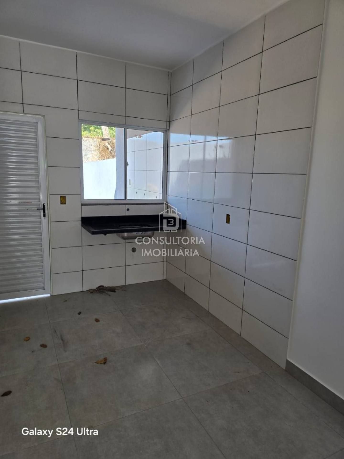 LINDA CASA , BAIRRO SANTA MARIA