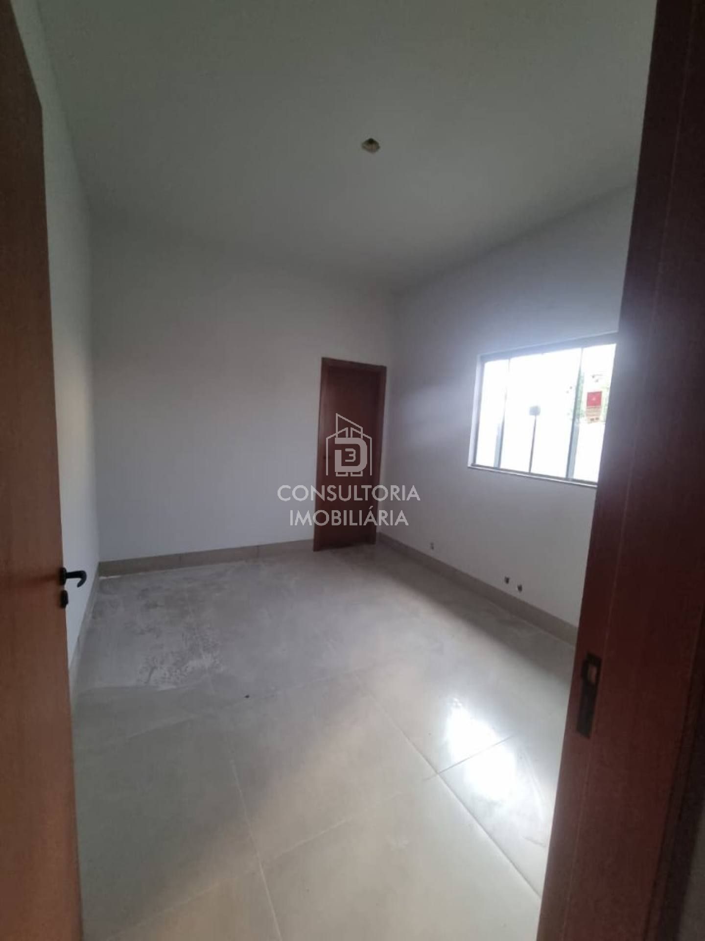 LINDA CASA ,BAIRRO PONTE NOVA