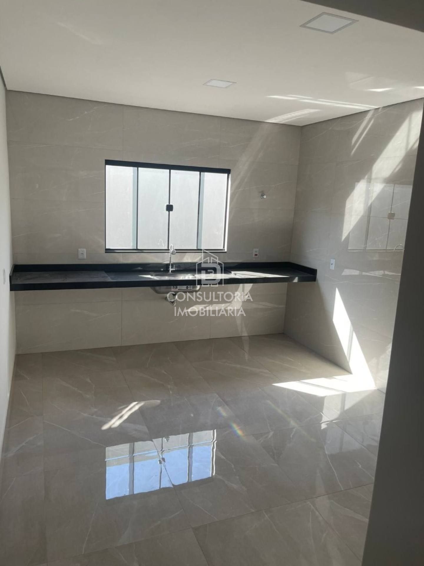 LINDA CASA, BAIRRO NOVA VARZEA GRANDE